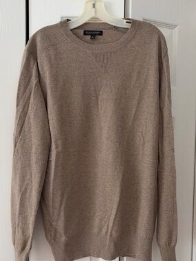 Banana Republic Men's Crewneck Sweater in Taupe Brown